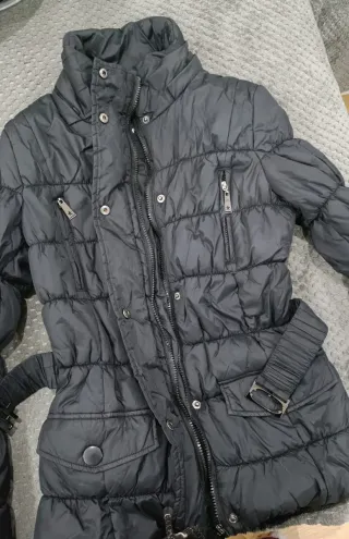 Plumas negro con cinturón