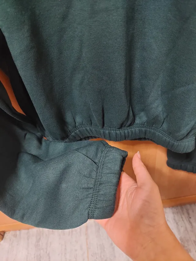 Sudadera Bershka con capucha