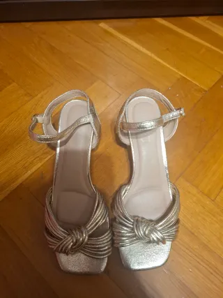 Sandalias doradas Buonarotti Talla 38