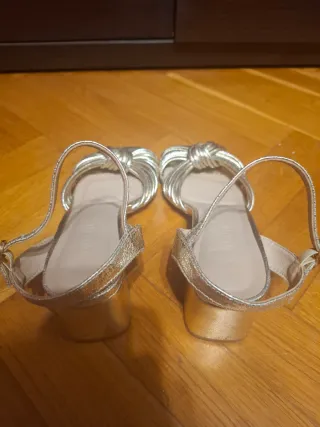 Sandalias doradas Buonarotti Talla 38