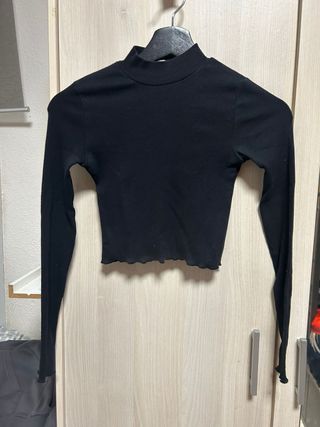 Jersey negro cuello alto mujer