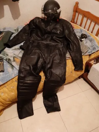 Conjunto Ropa Moto Cuero Negro