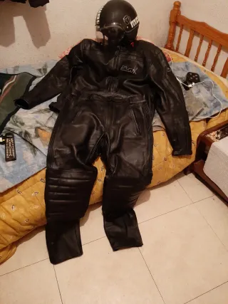 Conjunto Ropa Moto Cuero Negro