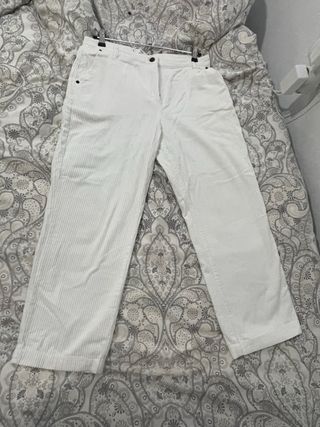 Pantalón blanco Mango