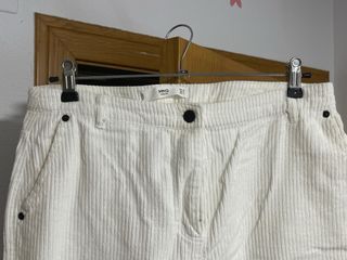 Pantalón blanco Mango