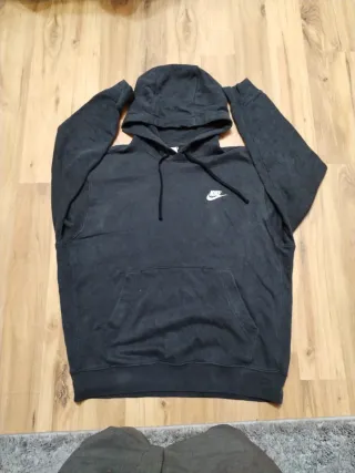 Felpa Nike con cappuccio nera