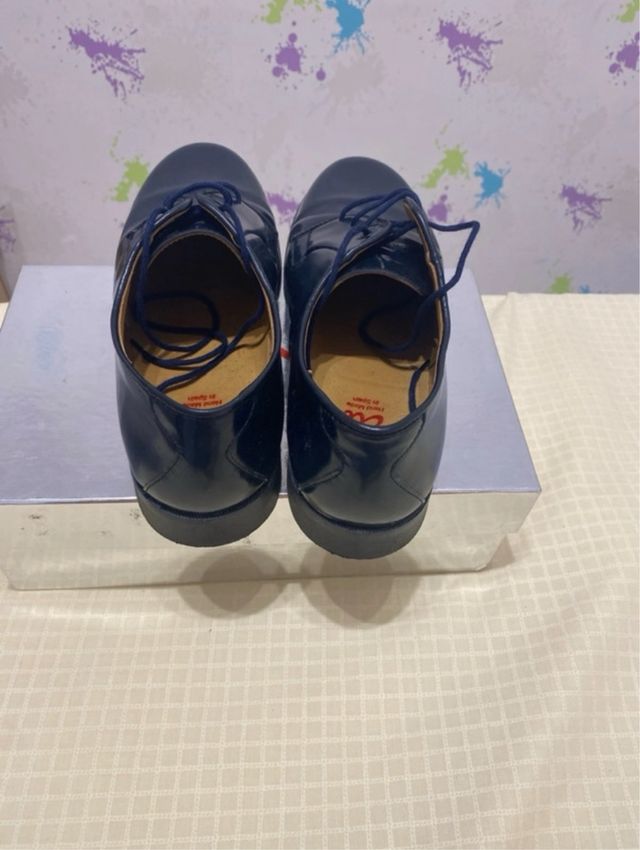 Scarpe eleganti blu navy