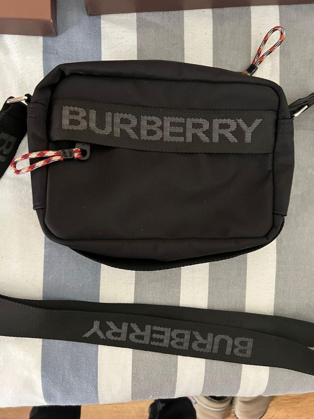 Riñonera Burberry Negra