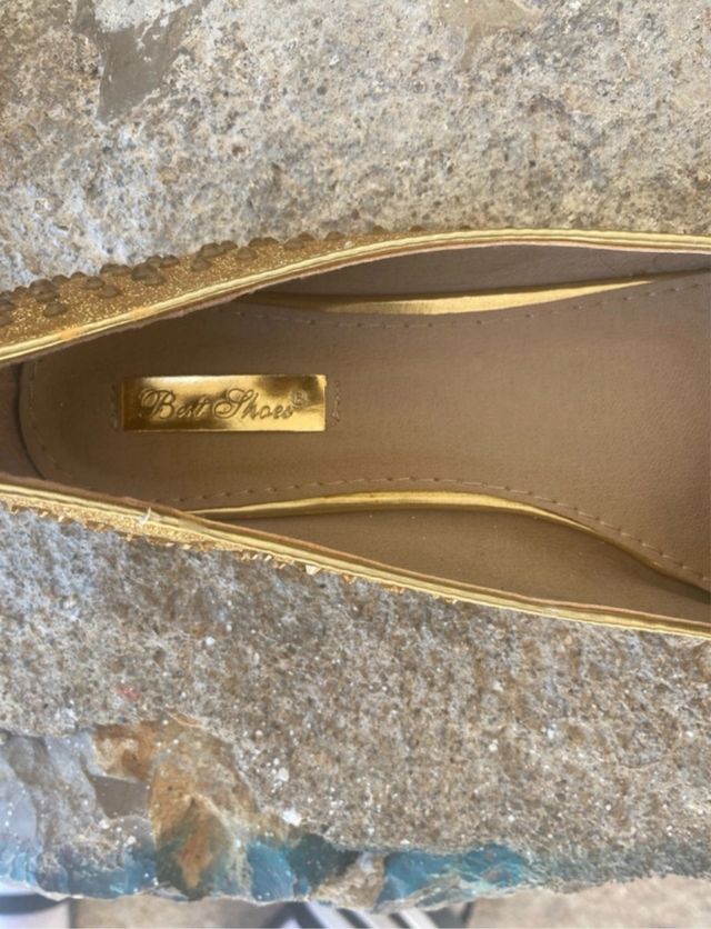 Scarpe piane H&D Moda Española dorate