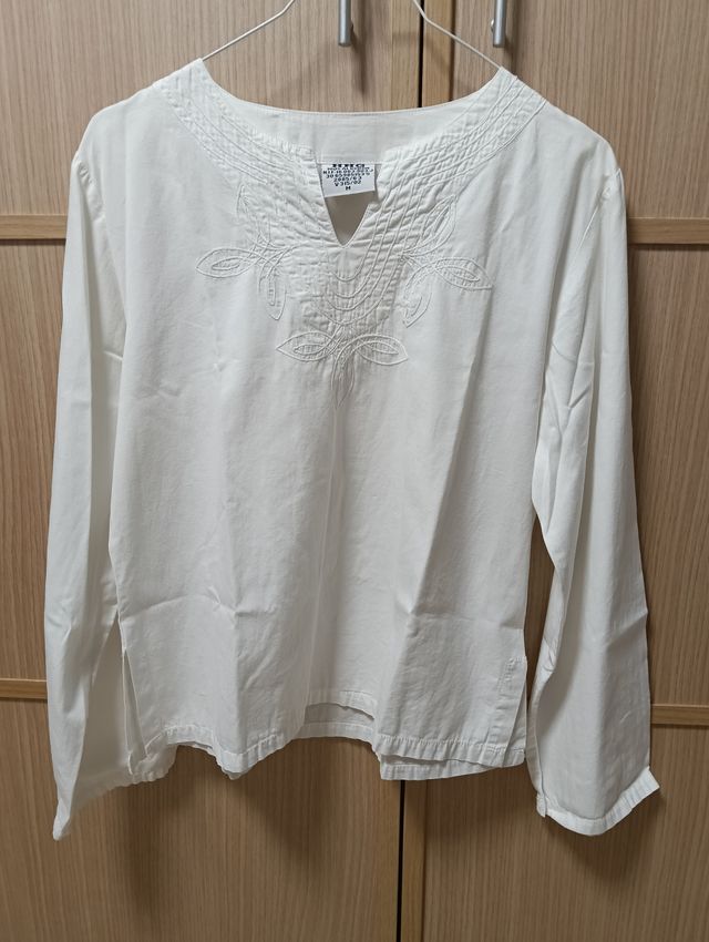 Camisa blanca bordada entretiempo M