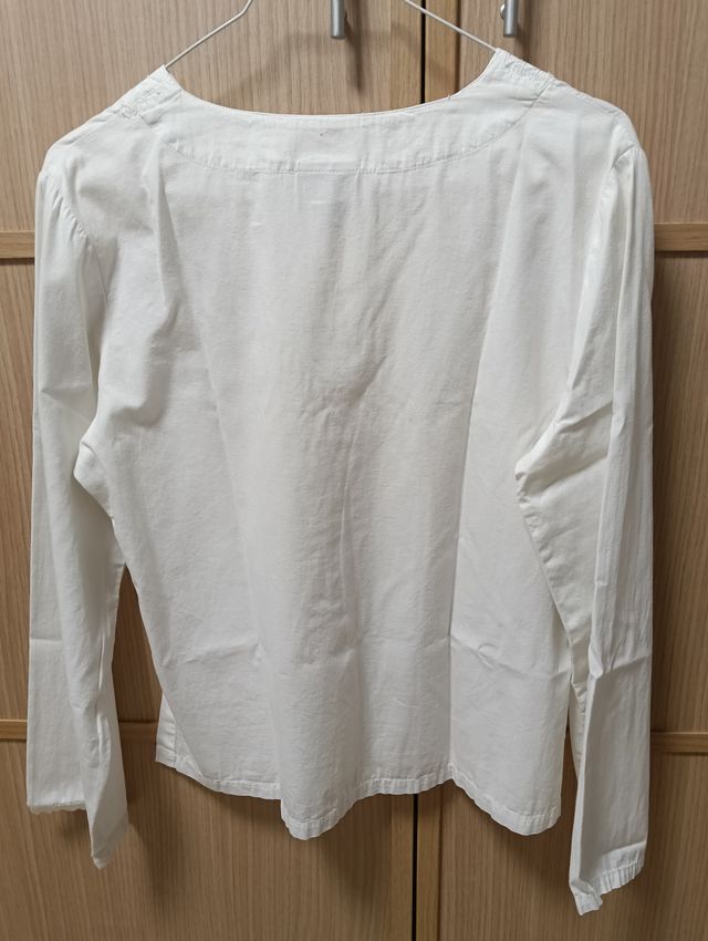 Camisa blanca bordada entretiempo M