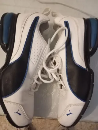 Botines Puma Blancos y Azules . Dos usos .