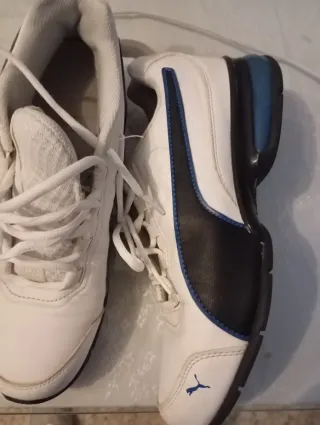 Botines Puma Blancos y Azules . Dos usos .