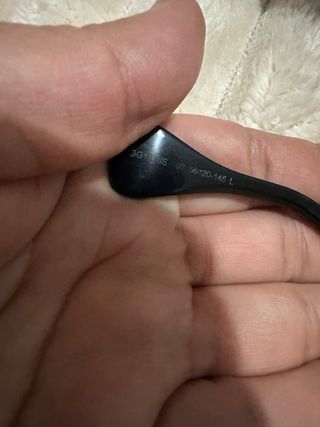 Gafas de sol Gucci negras y doradas