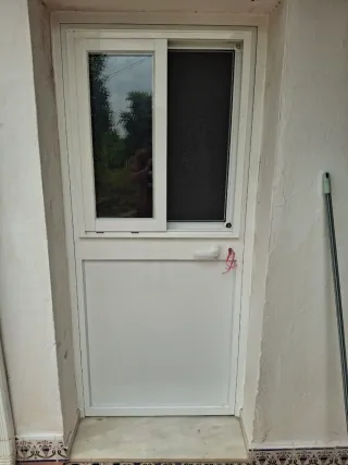 Cerramientos aluminio panel sándwich