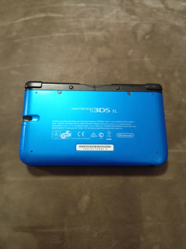 Nintendo 3DS XL Blu