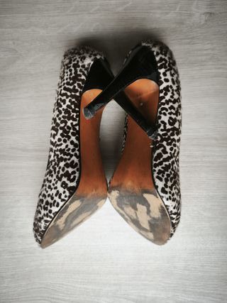 Zapatos tacón pelo potro Zara Talla 38