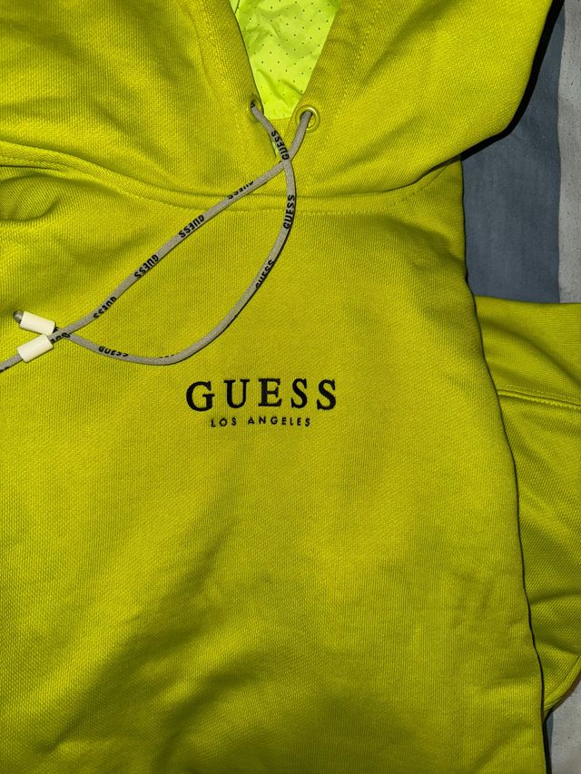 Sudadera Guess Amarilla
