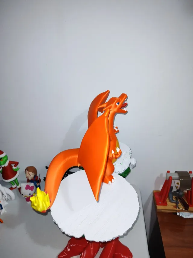 Figura de Charizard – Pokémon (impresión 3D PLA)