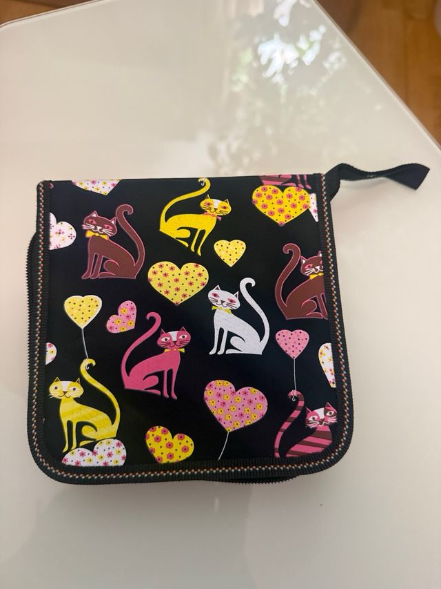 Porta CD con design di gatti e cuori