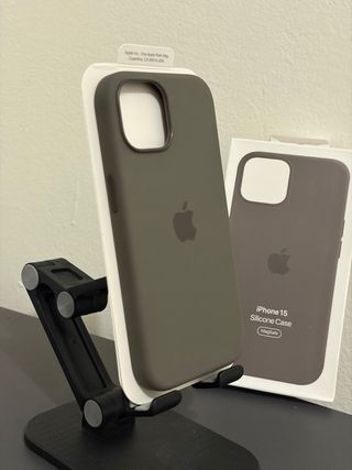 Cover iPhone 15 Silicone MagSafe Apple