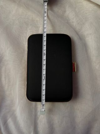 Estuche Hugo Boss Negro y Dorado