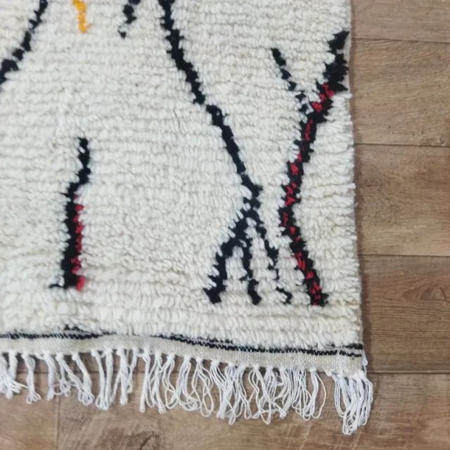 Alfombra Bereber auténtica, lana beige con diseño