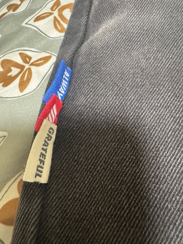 Pantalón EME gris talla 42