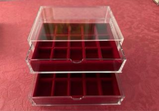 Joyero de metacrilato