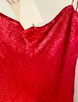 Vestido fiesta lentejuelas Zara rojo