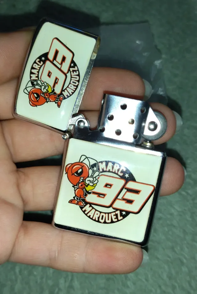 Accendino tipo Zippo Marc Marquez 93 Ant (+Posacenere)
