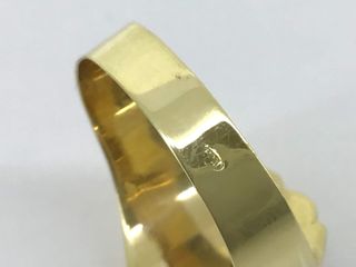 sello oro 18k con piedra con circonita