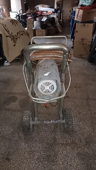 Compresor de pintura con ruedas