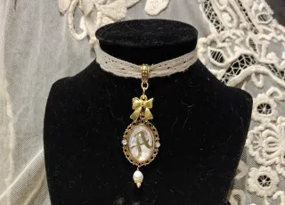 Collar Camafeo Inicial A