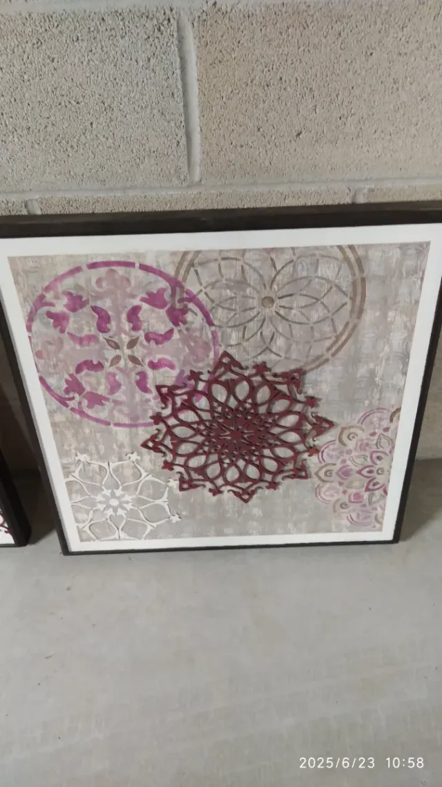 Set di 2 quadri decorativi. Grate.