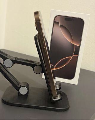 iPhone 16 Pro 512GB Titanio Deserto