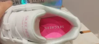 Nuove scarpe da ginnastica Skechers Street bianche