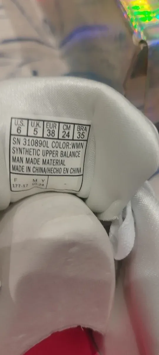 Zapatillas Skechers Street blancas nuevas