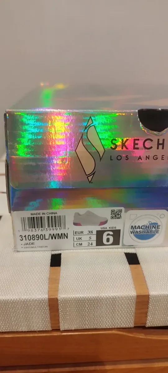 Zapatillas Skechers Street blancas nuevas