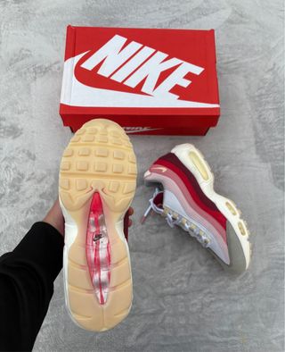 Nike Air Max 95 San Valentín