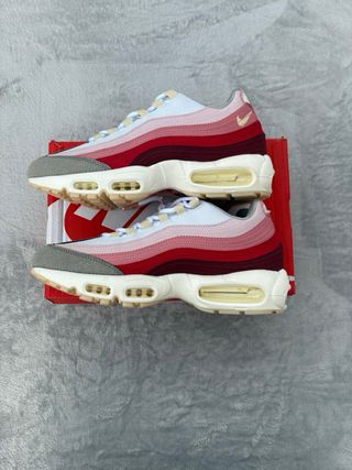 Nike Air Max 95 San Valentín