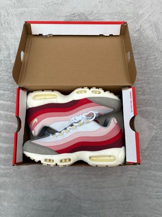 Nike Air Max 95 San Valentín