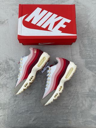 Nike Air Max 95 San Valentín
