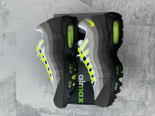 Nike Air Max 95 “Neon”