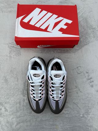 Nike Air Max 95 pink foam