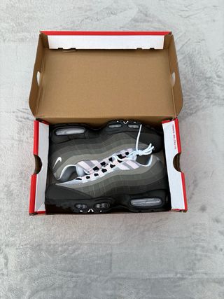 Nike Air Max 95 pink foam