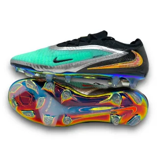 Scarpe da calcio Nike Phantom taglia 43 nuove
