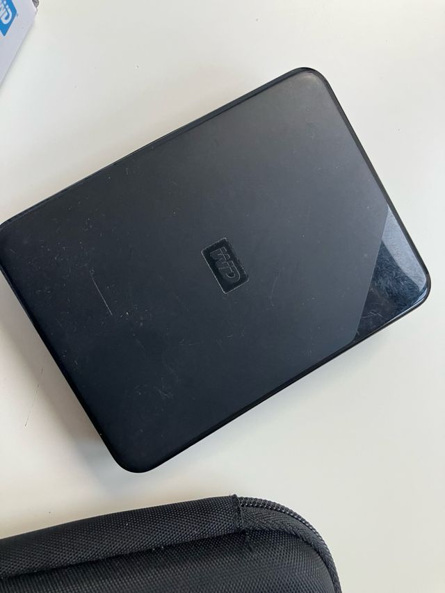 Disco rigido esterno WD 5TB portatile + Custodia