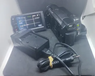 Sony videocamera semi professionale HDR-XR520VE