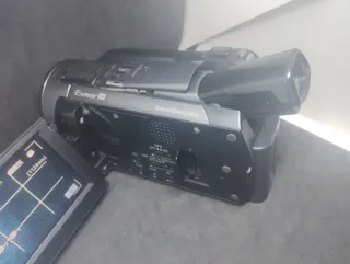 Sony videocamera semi professionale HDR-XR520VE